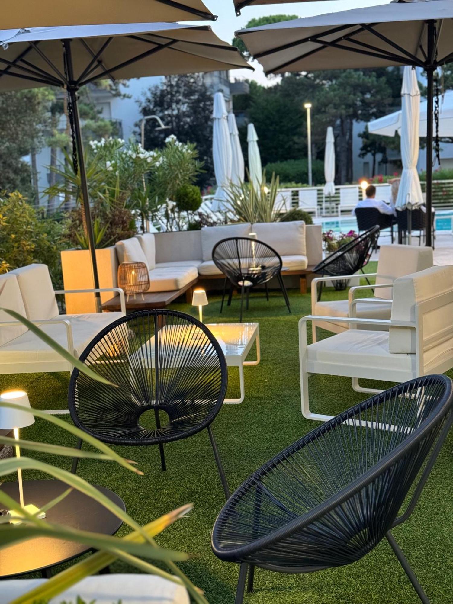 Hotel San Francisco Lignano Sabbiadoro Exterior foto